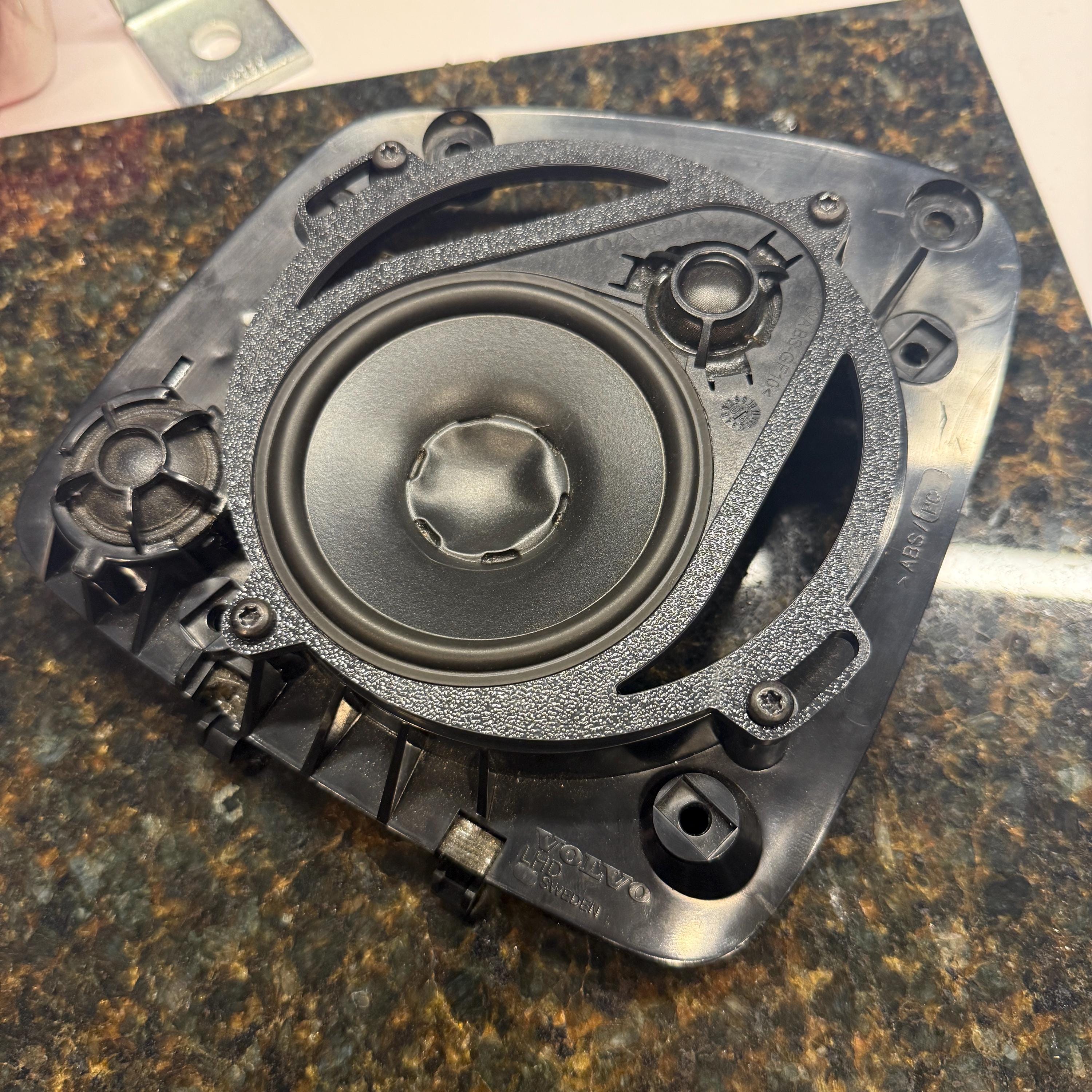 Volvo S70 V70 C70 Dynaudio P3 Teardrop Speaker Adapter