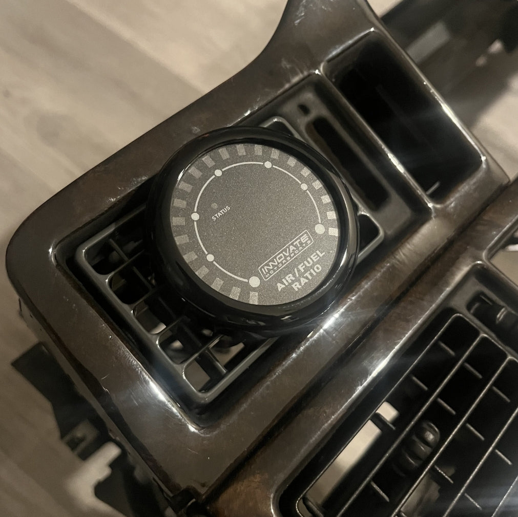 Volvo 850 Gauge Vent Mount (Digital Only)