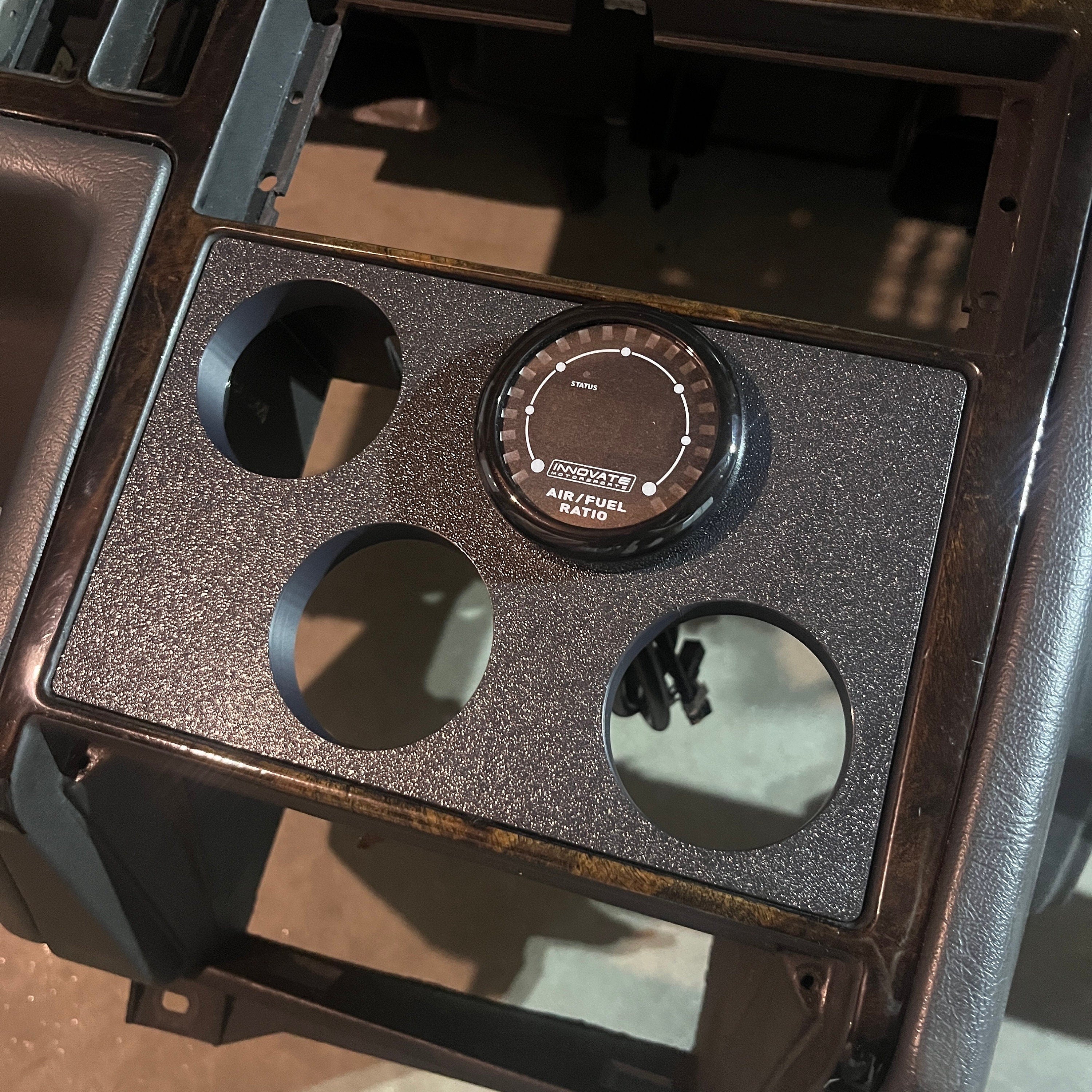 Volvo P80 Radio Head Unit Gauge Mounting Plate